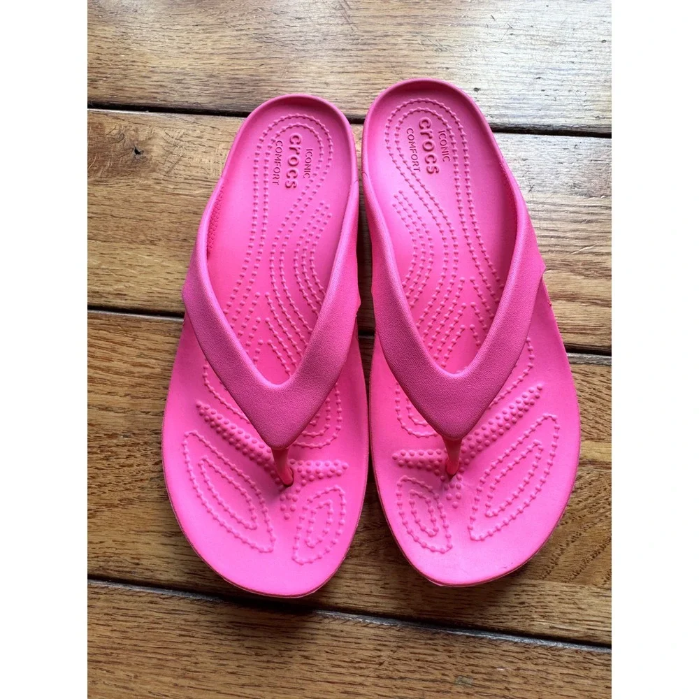 Crocs Flip Flops Women 6 Pink Kadee II Iconic Comfort Lightweight Sandals